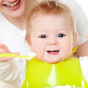 غذای کمکی نوزاد