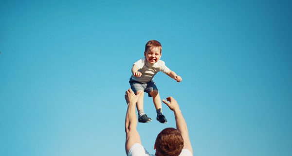 نقش پدر در تربیت فرزند